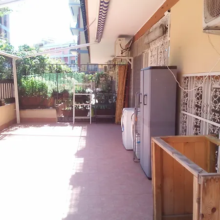 Flat Turistic Cinecitta Rom